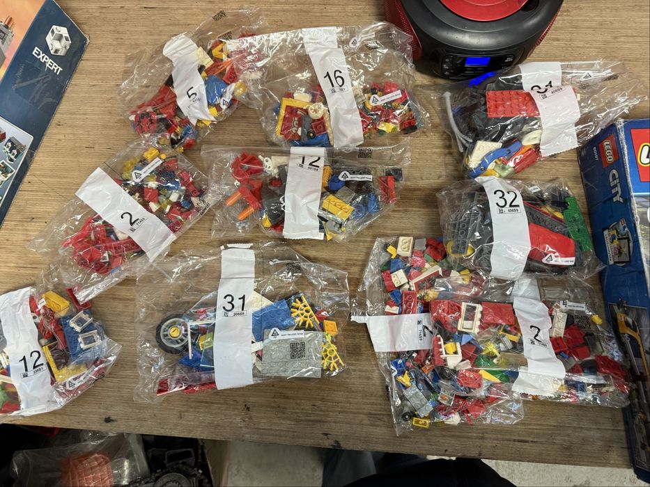 Много части lego лего