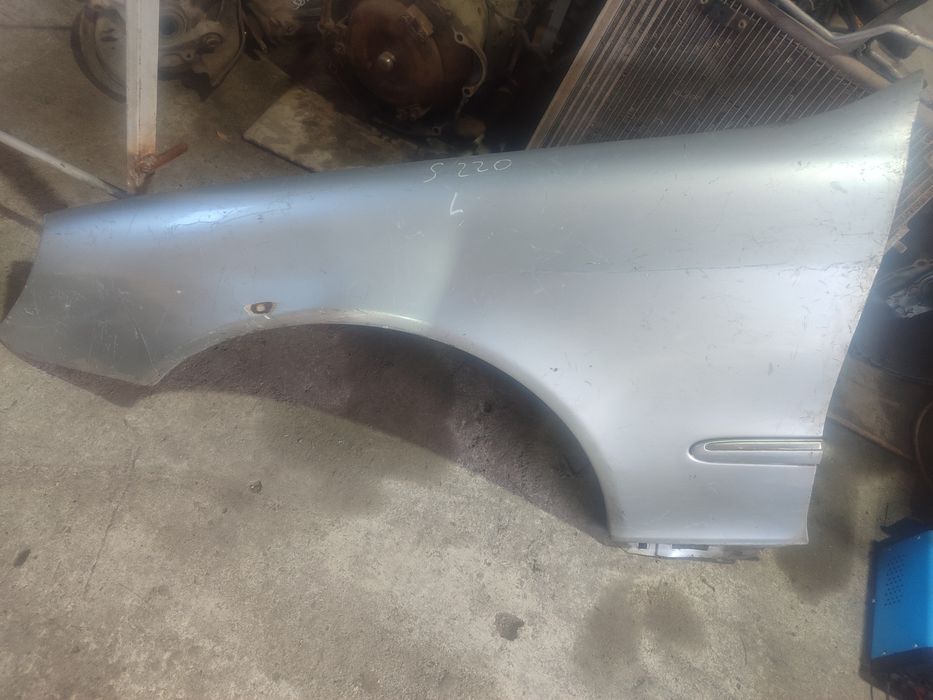 Крыло левый мерседес W203