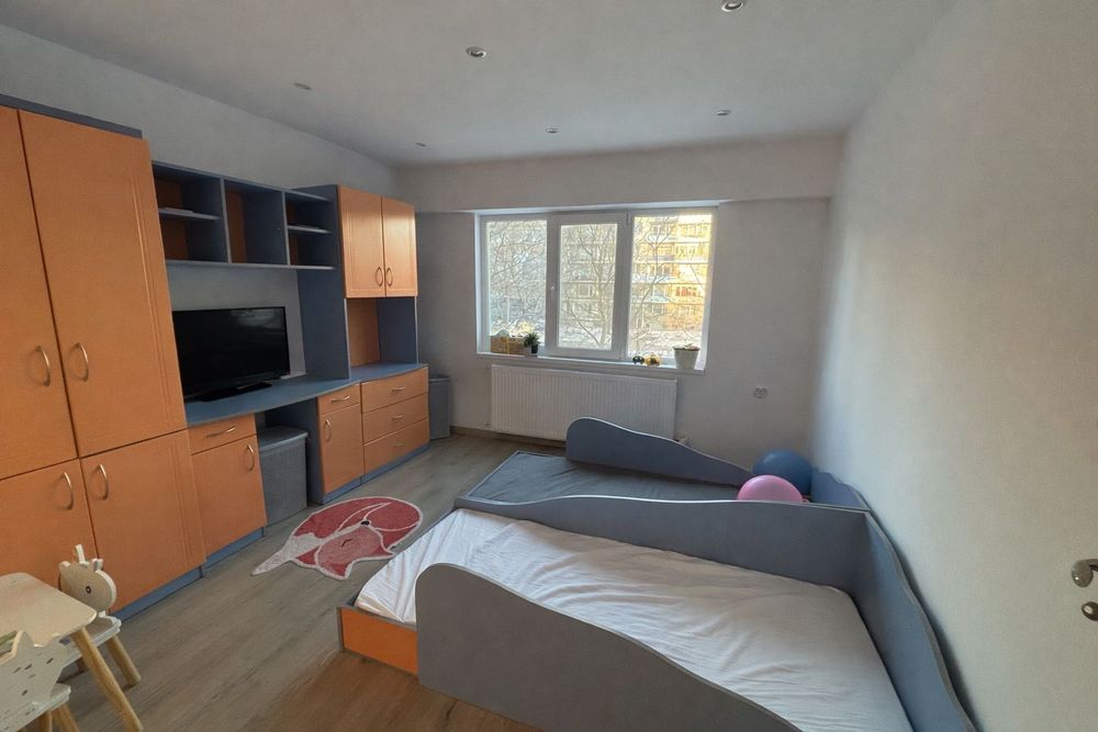 Продава се Тристаен апартамент в Ловеч, Здравец - 80 кв.м за 797 €/кв.м - Снимка #1