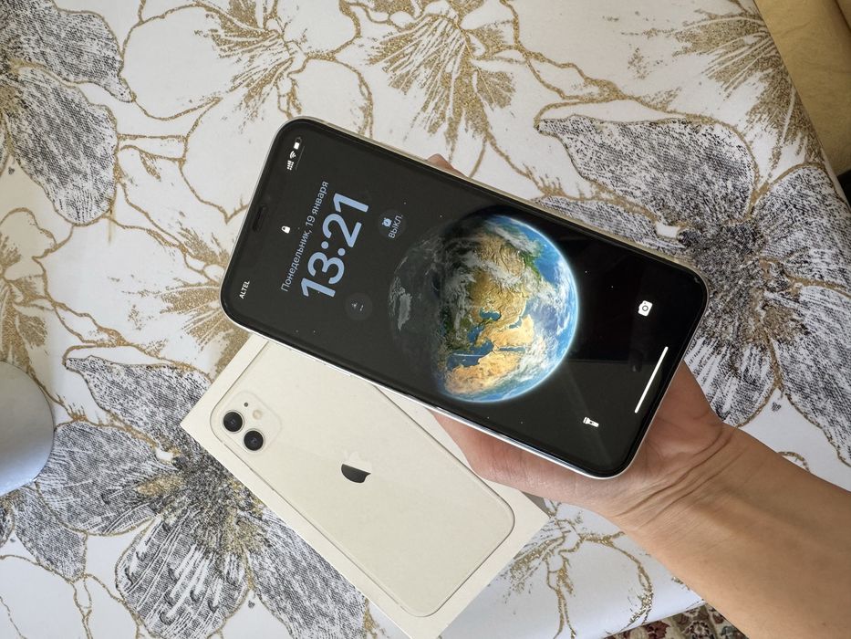 Iphone 11  64 гб продается