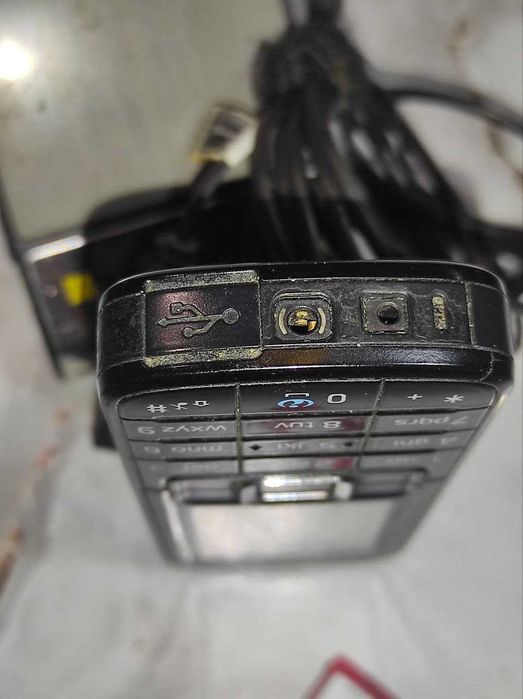 NOKIA 3110 c. Кнопочный мобильный телефон. IMEI есть. Зарядка есть.