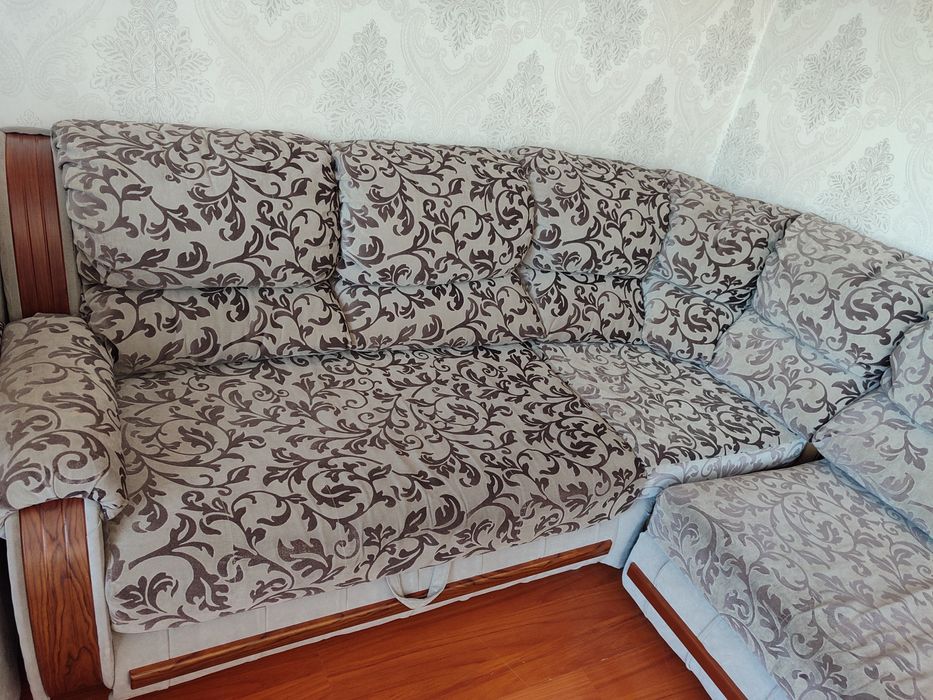 Угловой диван с креслом