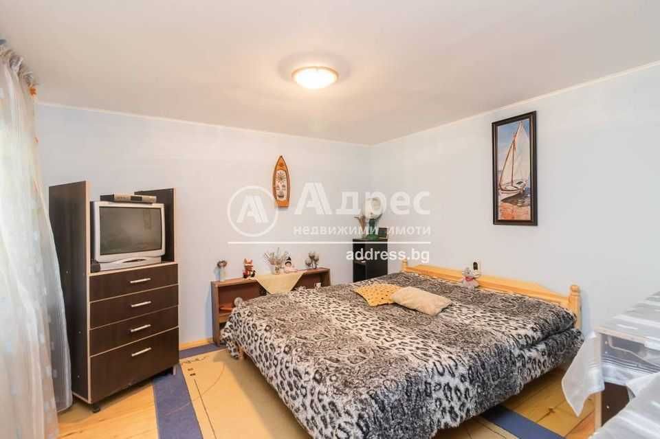 Реновирана къща в Лозница