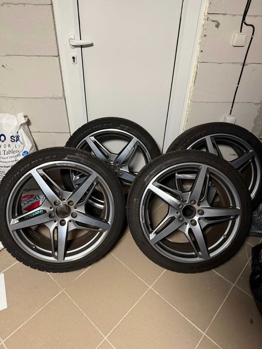 19" Джанти със зимни гуми Mercedes GT AMG 255/35/19