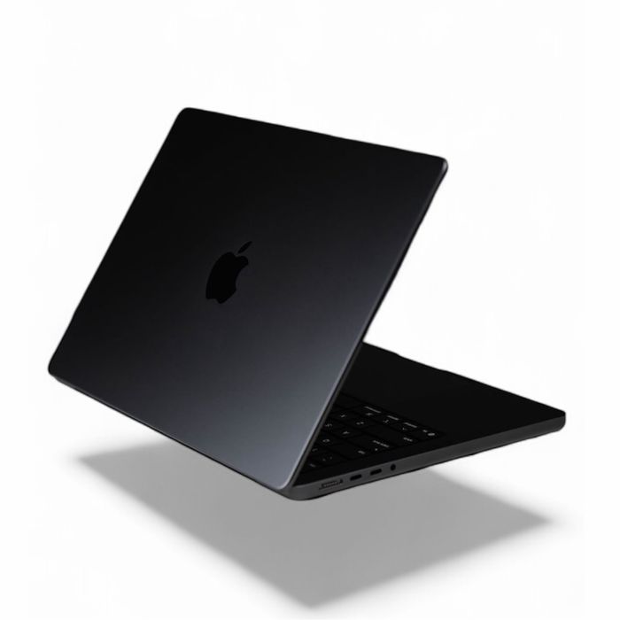 Новый MacBook Pro M4/M5