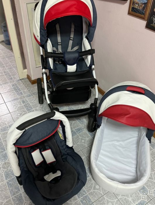 Бебешка количка 3 в 1