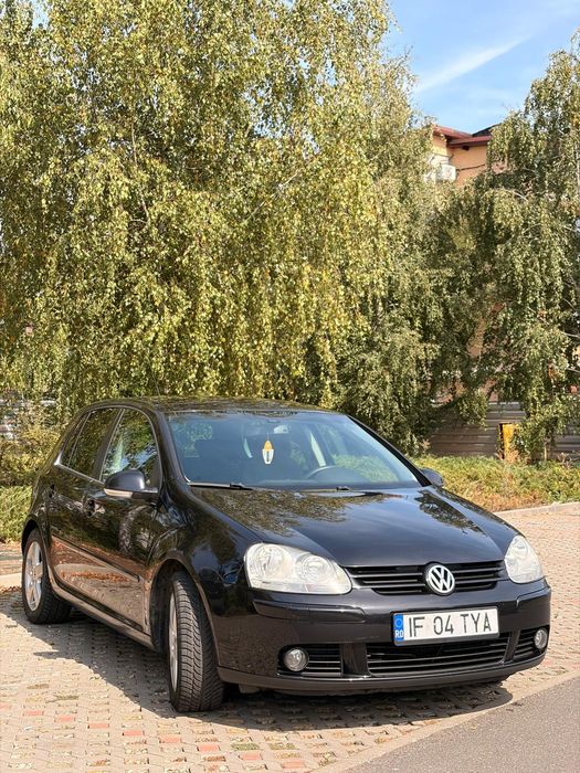 Volkswagen Golf 5 / 1.6 MPI Benzina / 2009
