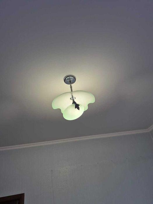 Люстра с 3-мя лампами