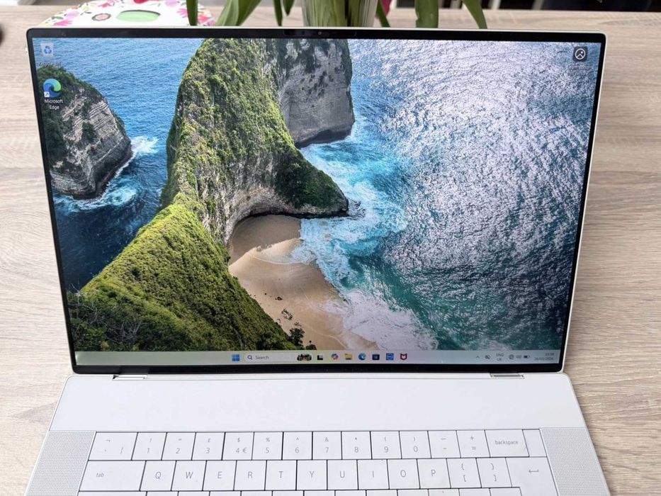 Dell XPS 16 9640, RTX 4060, Ultra 7 155H, 32GB RAM, 1TB NVME