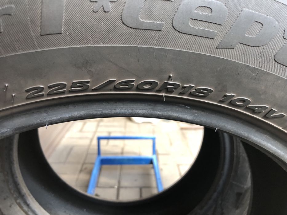 225/60/18 пара шин б/у из Германии