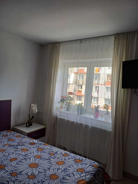 Garsoniera de închiriat