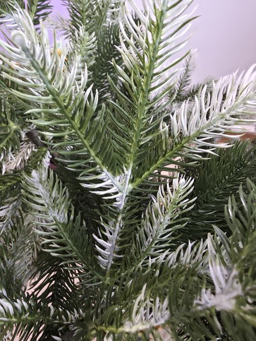 Продам ёлку литая 190 см