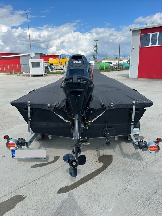 Vand barca aluminiu Motocraft 470 + Suzuki DF30
