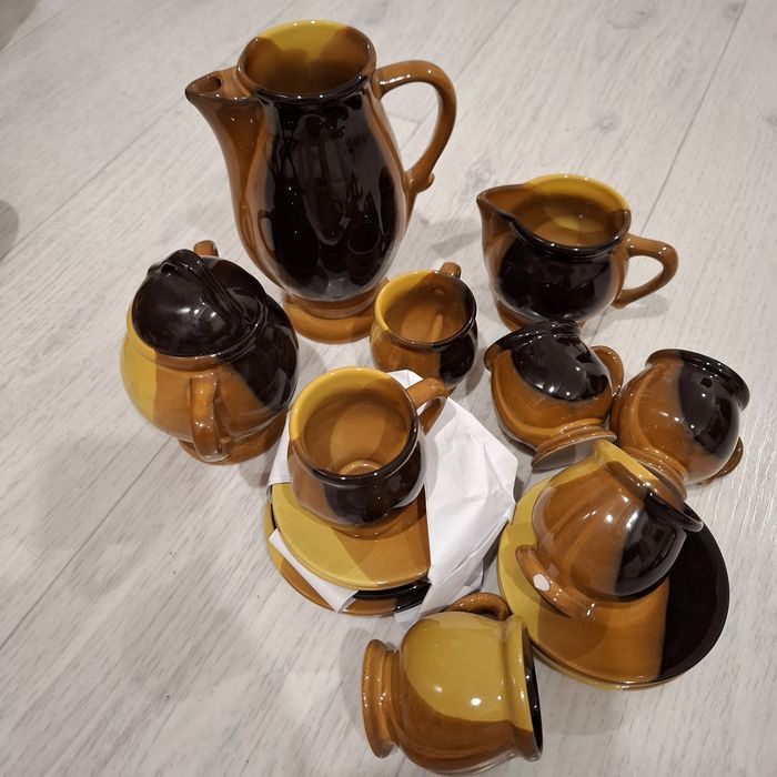 Отдам керамический кофейный набор