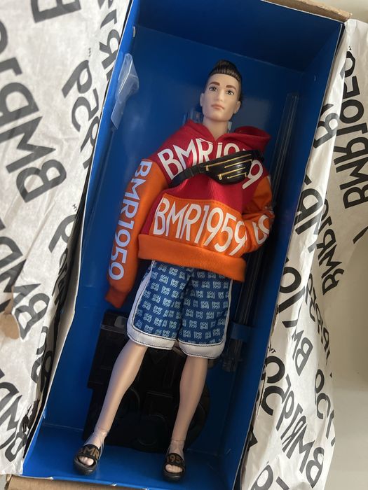 Продам барби оригинал