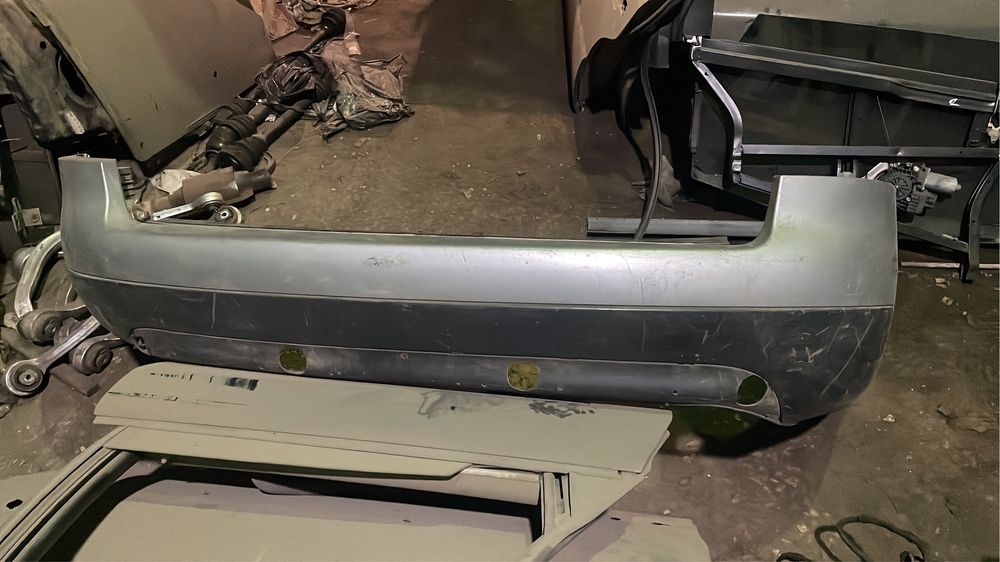 Бампер задний Audi A6C5 универсал