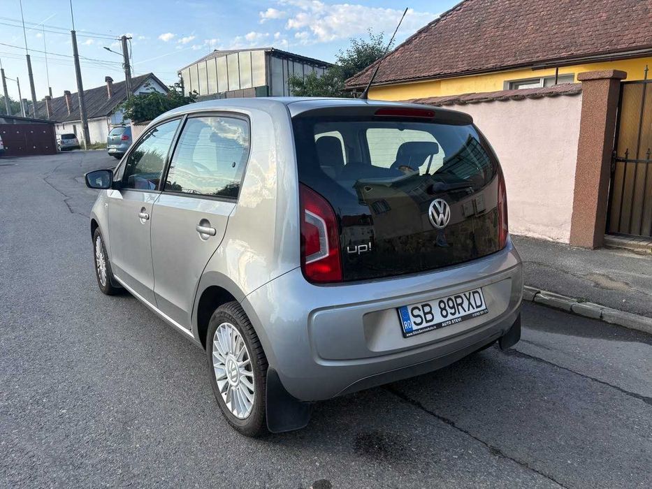 VOLKSWAGEN Up 2013 — imagine 4