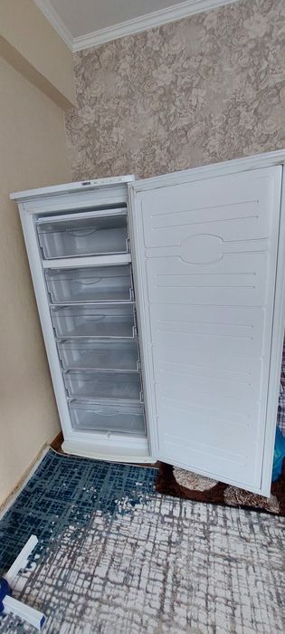 Продам морозильник шкаф