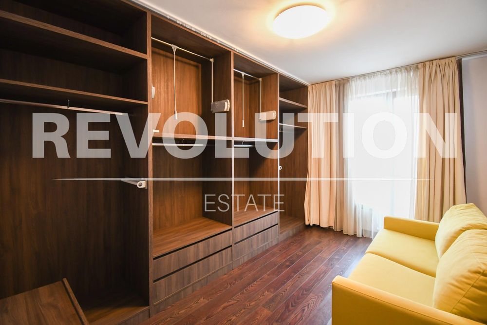 Дава се под наем Четиристаен апартамент в София, Лозенец - 177 кв.м за 2000 € - Снимка #9