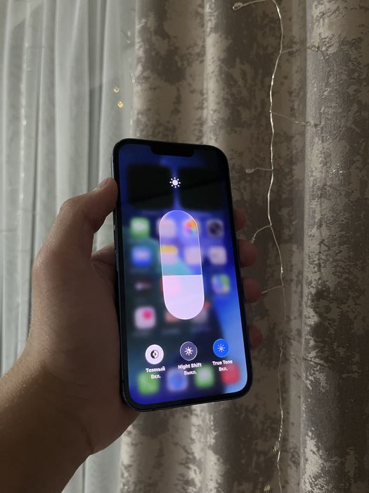 iPhone айфон 13 в отличном состоянии