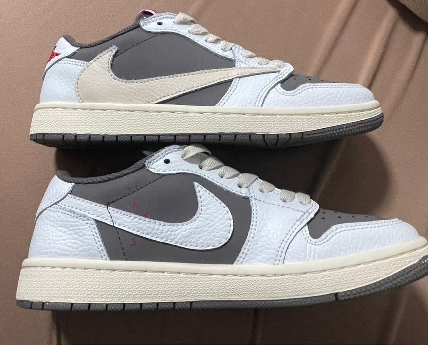 nike jordan 1 travis scott reverse mocha - Moda si frumusete | OLX.ro