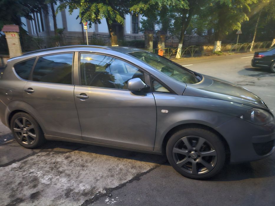 Seat Altea XL Facelift 2015 • 1.6 TDI CAYC • I-TECH Edition • Înmatriculată RO • Încălzire Scaune • 222.000 km