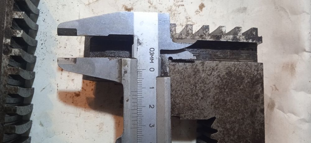 Обратные кулачки токарного патрона