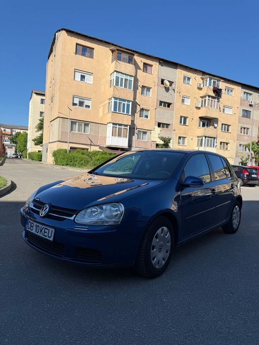 Vând golf 5 2007 1.6 Benzina