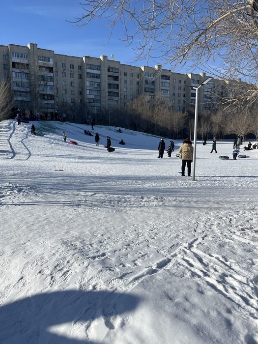 Продаётся 1 комнатная  пр. Республики 18