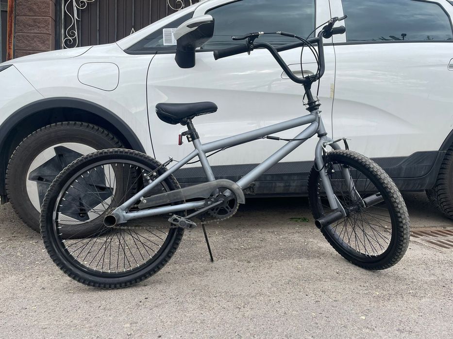 BMX в отличном состоянии + Пеги