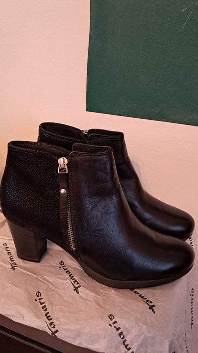 Продам женские полусапожки