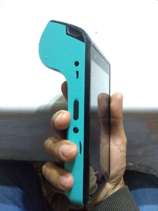 Кассовый аппарат сотилади