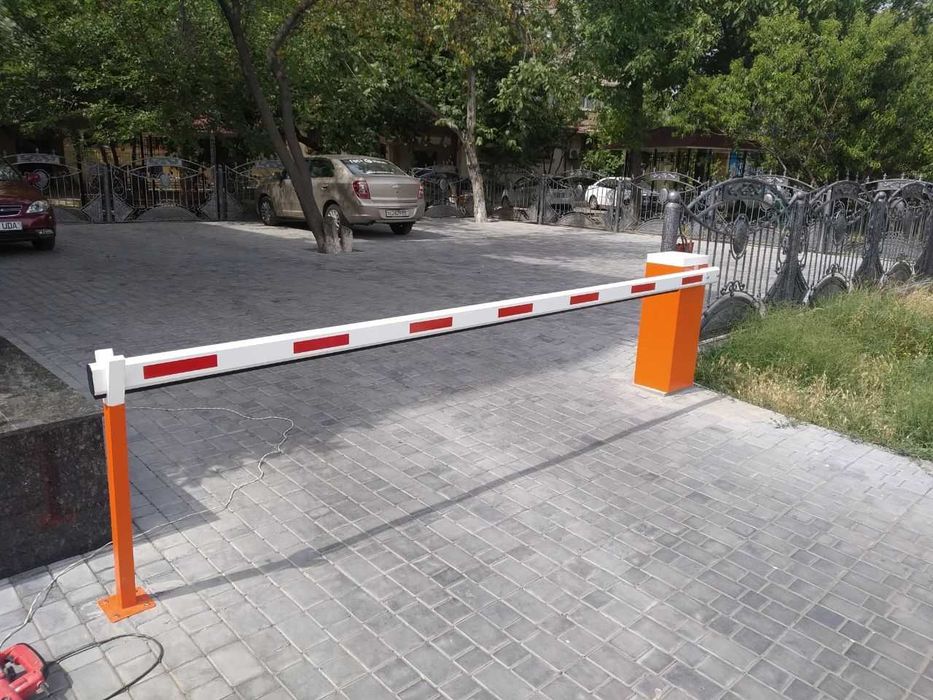 Шлагбаумы. лежачий полицейский