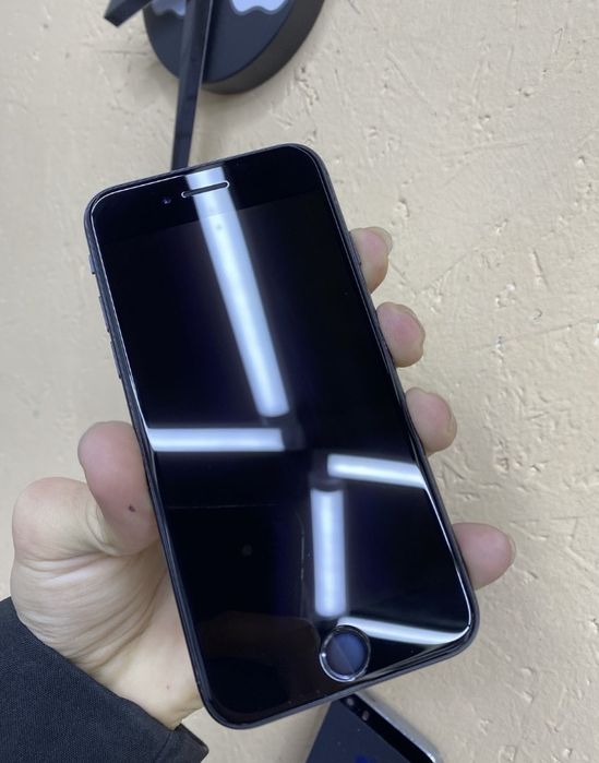 iphone 8 в идеальном состоянии