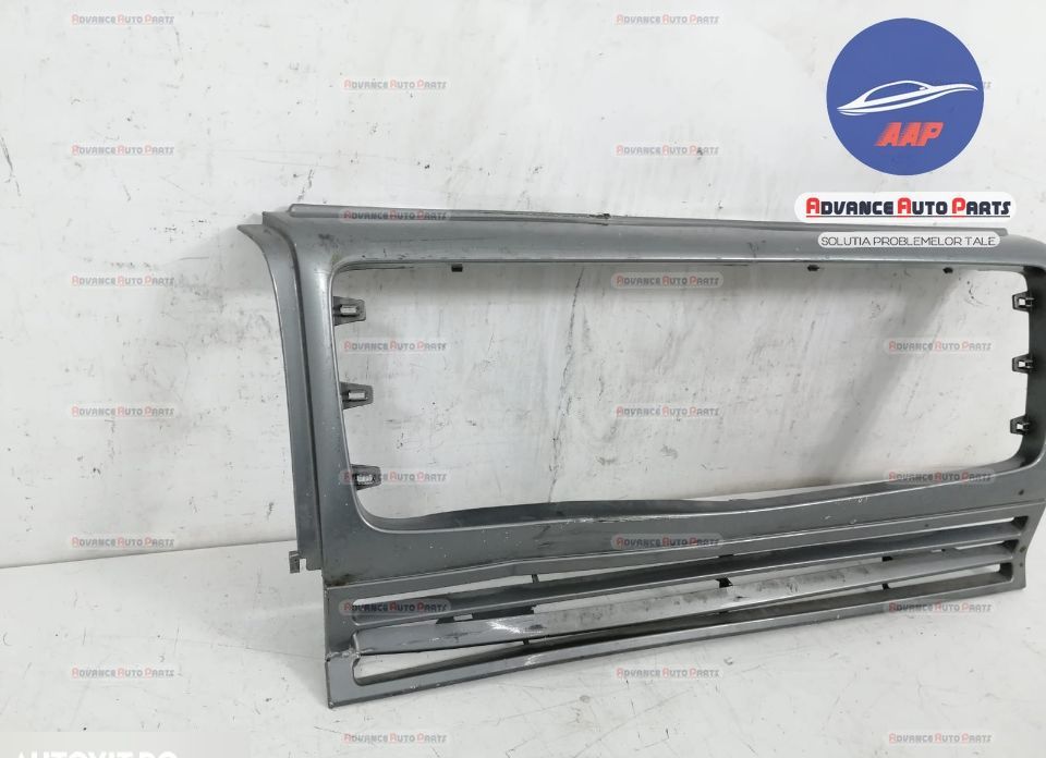 Оригинална централна решетка Мерцедес-Бенц / Mercedes-Benz G-Class W46