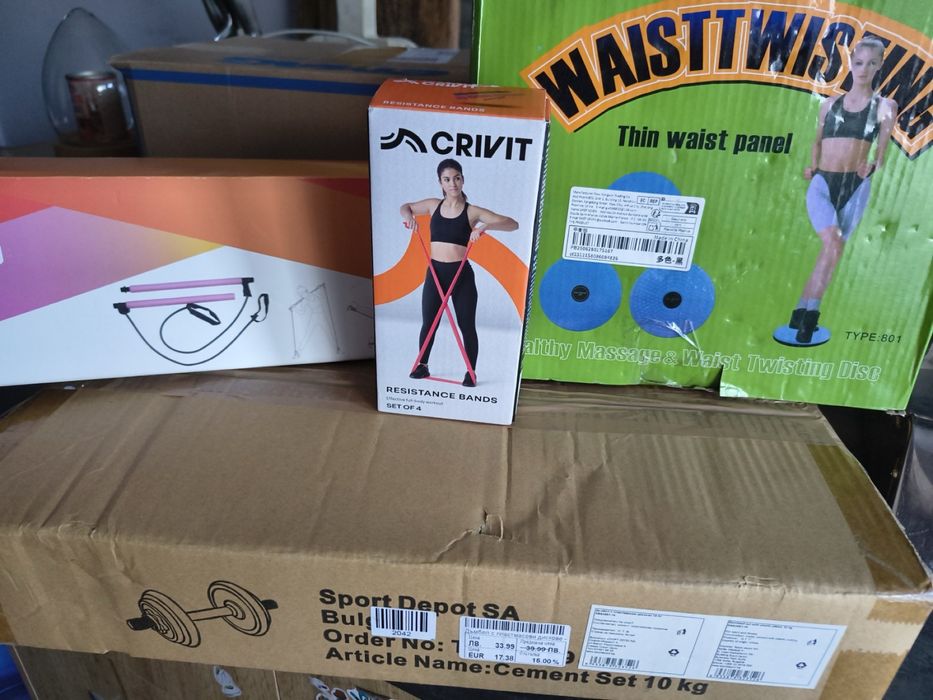 Нов сет за тренировки- дъмбел 10кг, фитнес ленти, пилатес бар и диск