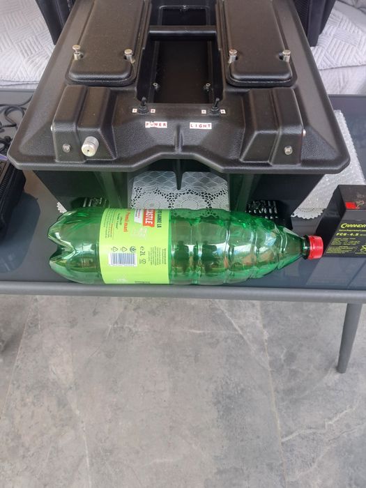 Vând bărcuța plantat