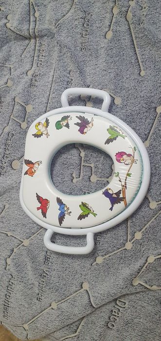 Продам детское сидение новое