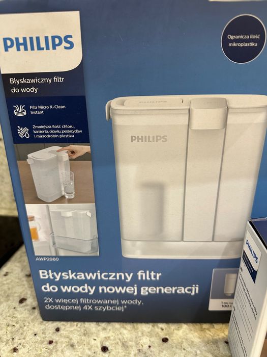 Филтърна кана PHILIPS с четири касетъчни филтъра