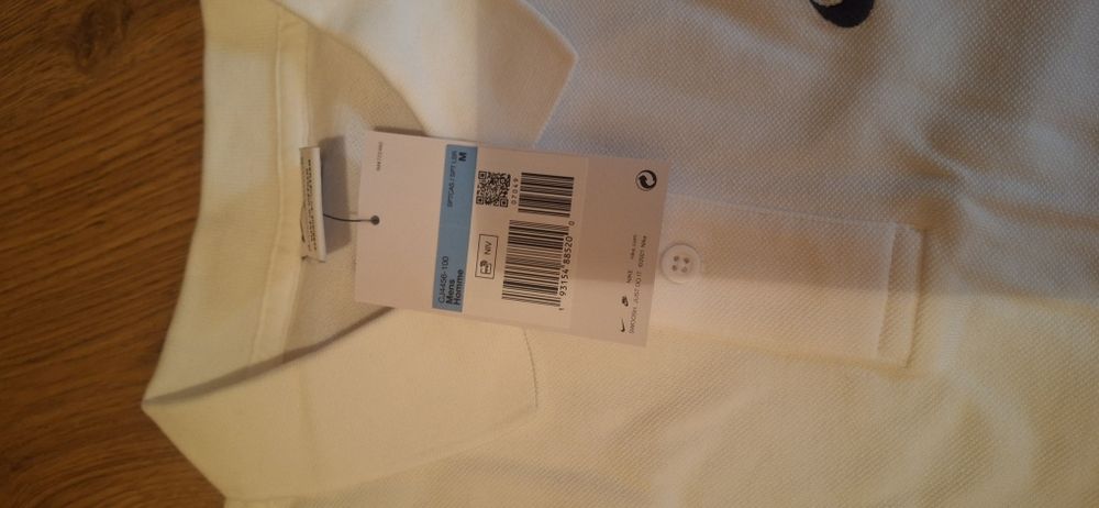 Tricouri nike noi cu eticheta