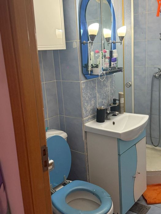Apartament de închiriat
