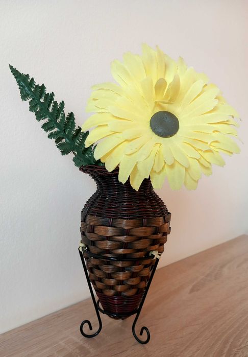 Нова декоративна ваза