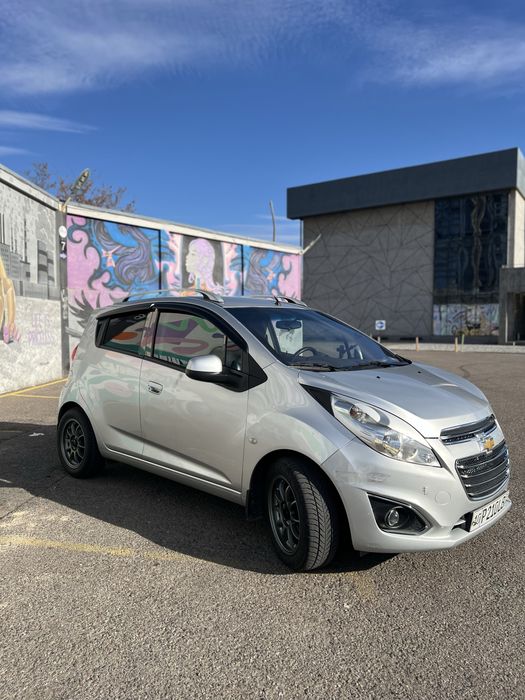 Продается Спарк 3 позиция 1,25л пробег 77,000