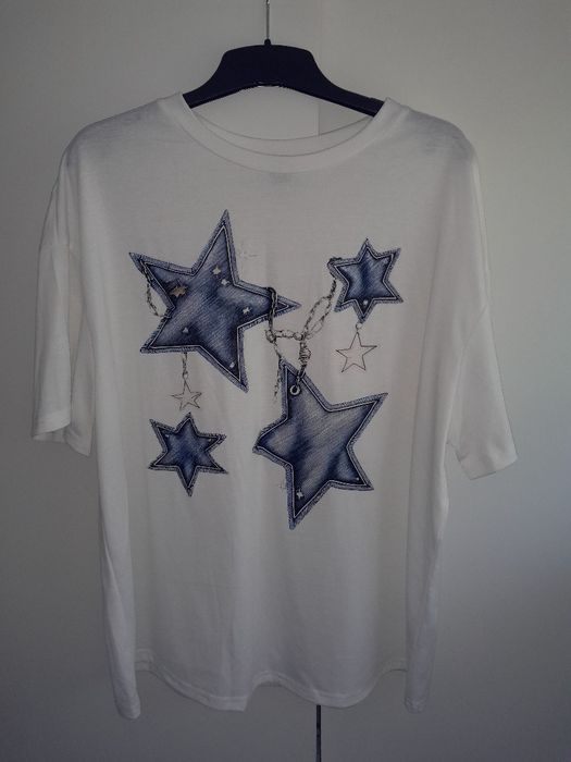 Tricou alb cu stelute