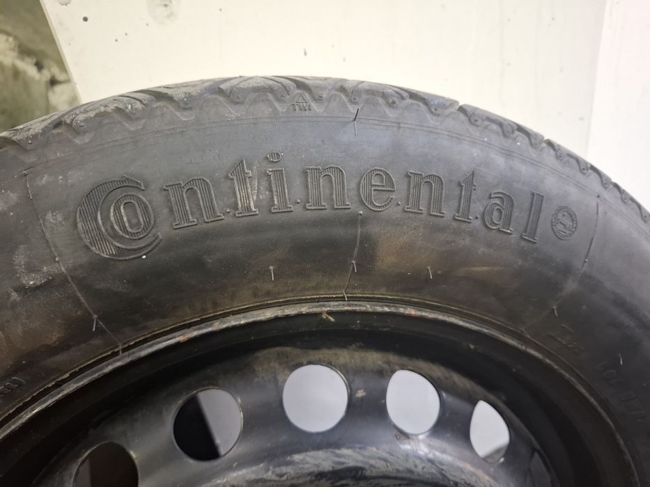 De vânzare roată rezervă