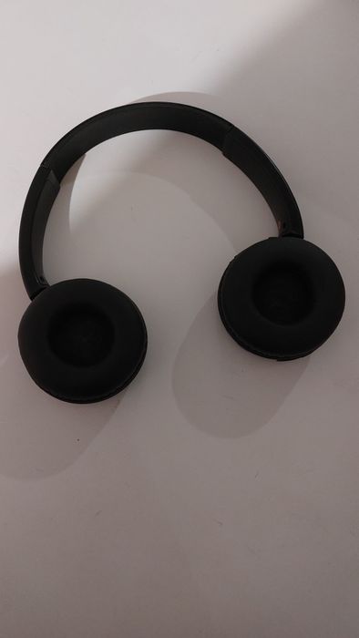 Продам наушникик sony