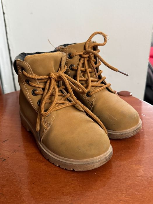 Стильные детские ботинки весна-осень