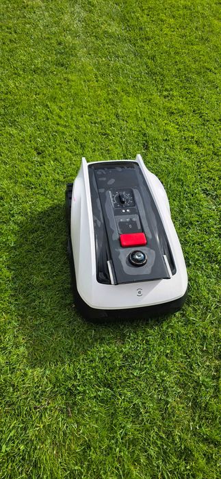 Ecovacs goat O500 panorama косачка робот