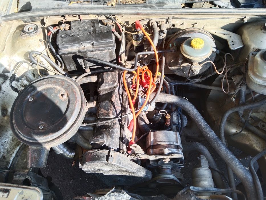 Продам Ауди б3 обьем 1.8