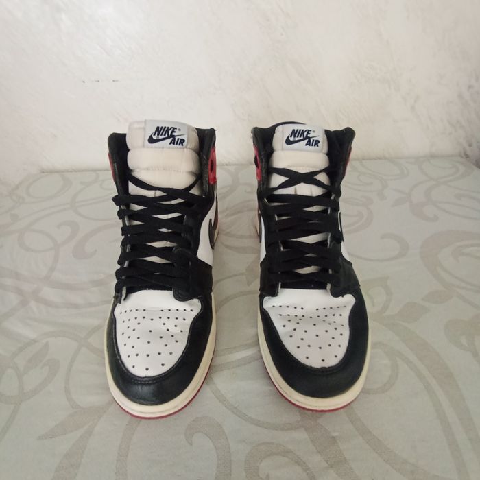 Продам кожаные кроссовки "NIKE" оригинал